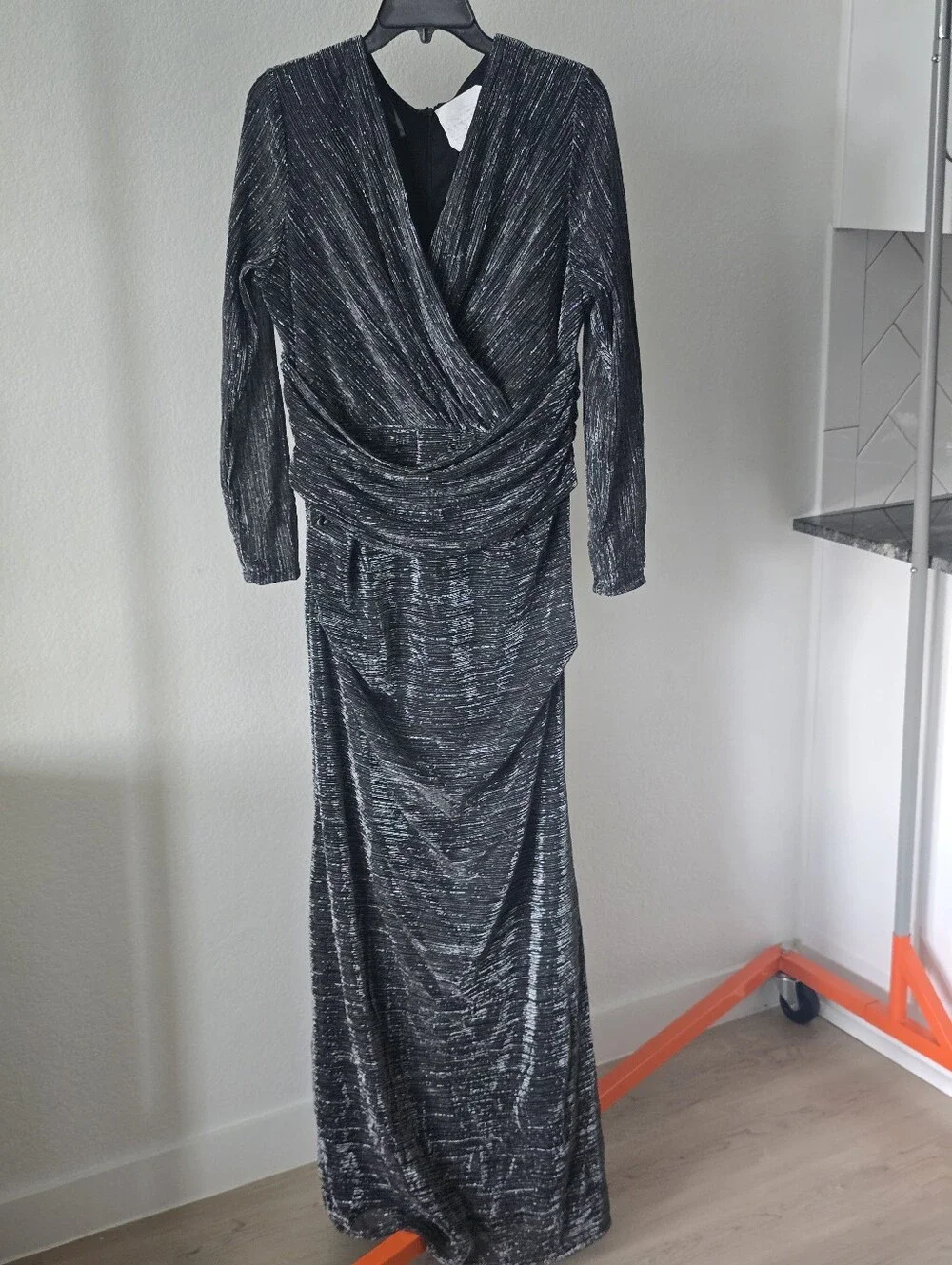 Betsy & Adam Metallic Silver Black Ruched Evening Gown Maxi Dress Size 16 $279